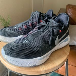 Nike PG4 Basketball Shoe Size 10